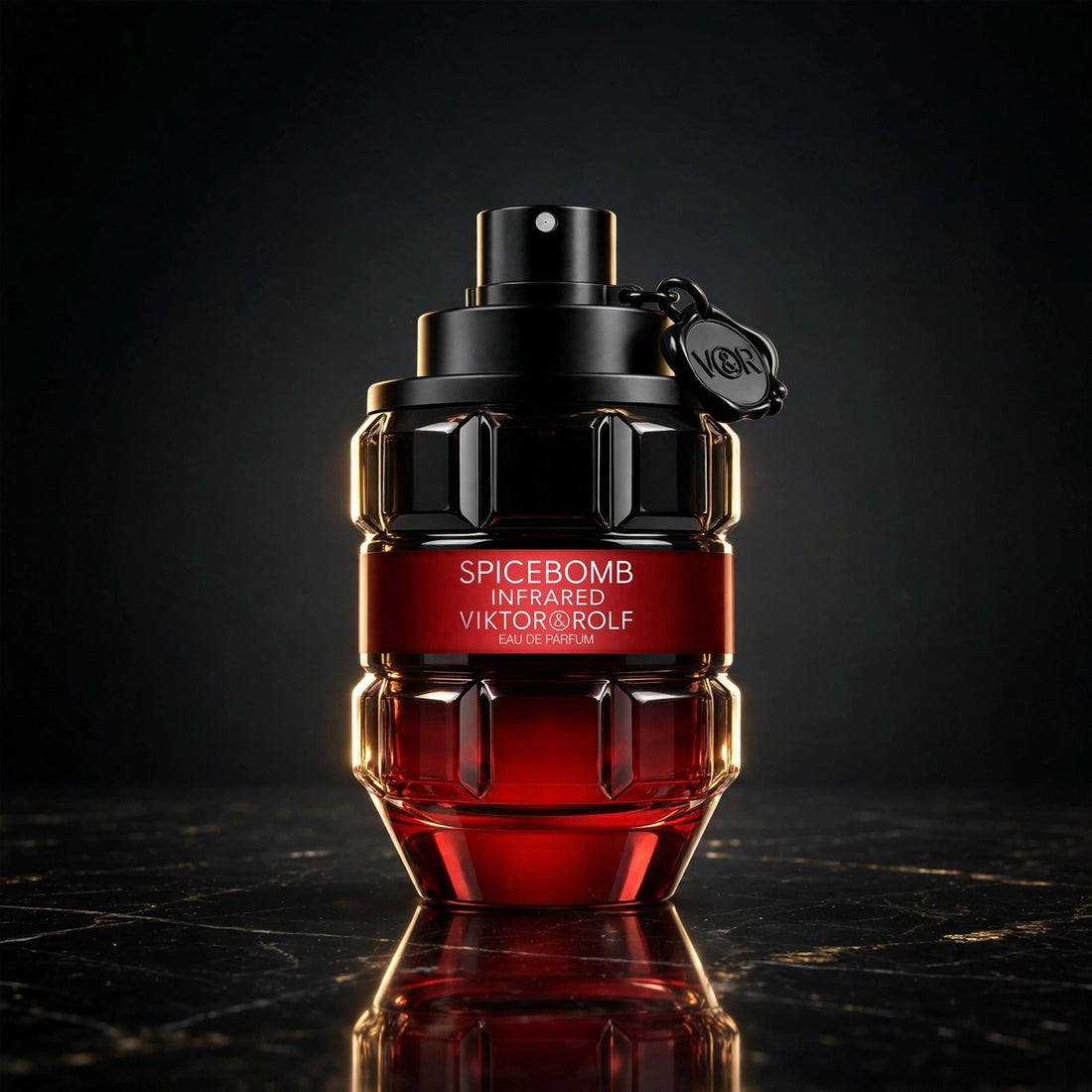 Viktor & Rolf Spicebomb Infrared EDP: Scent Profile, When to Wear It & Tips