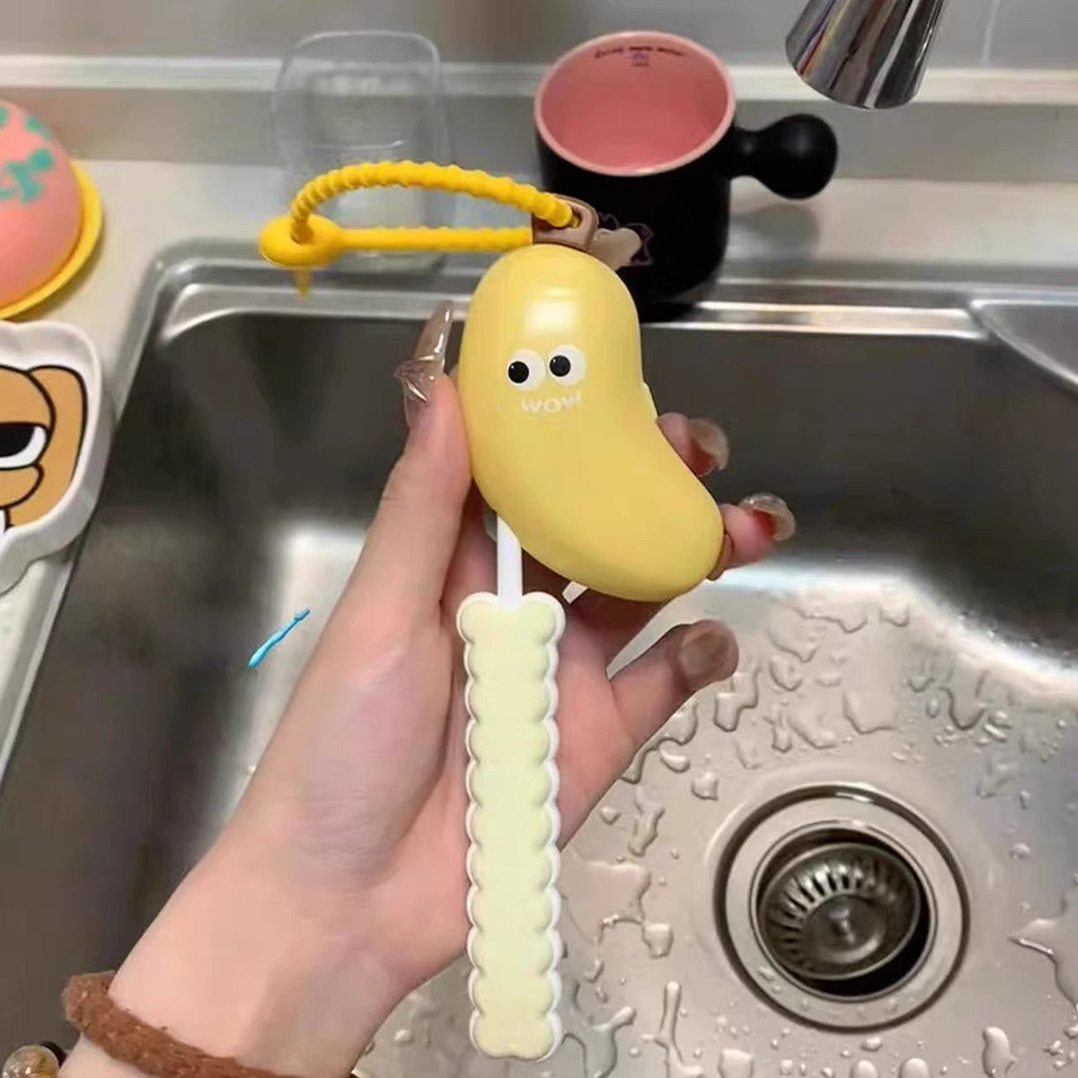 Bananatooth Portable Toothbrush Case