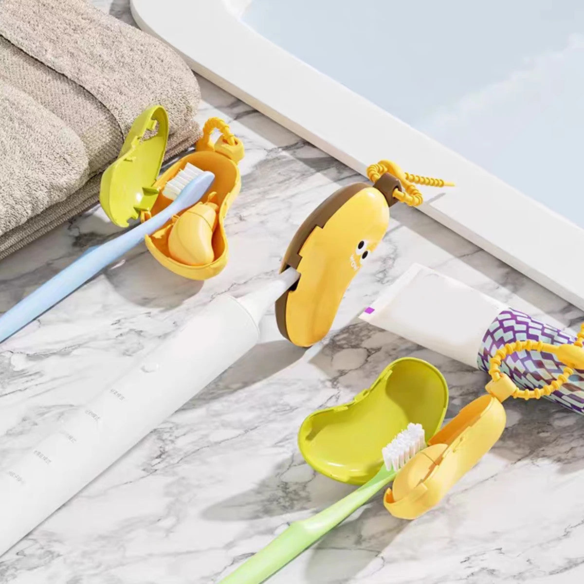 Bananatooth Portable Toothbrush Case