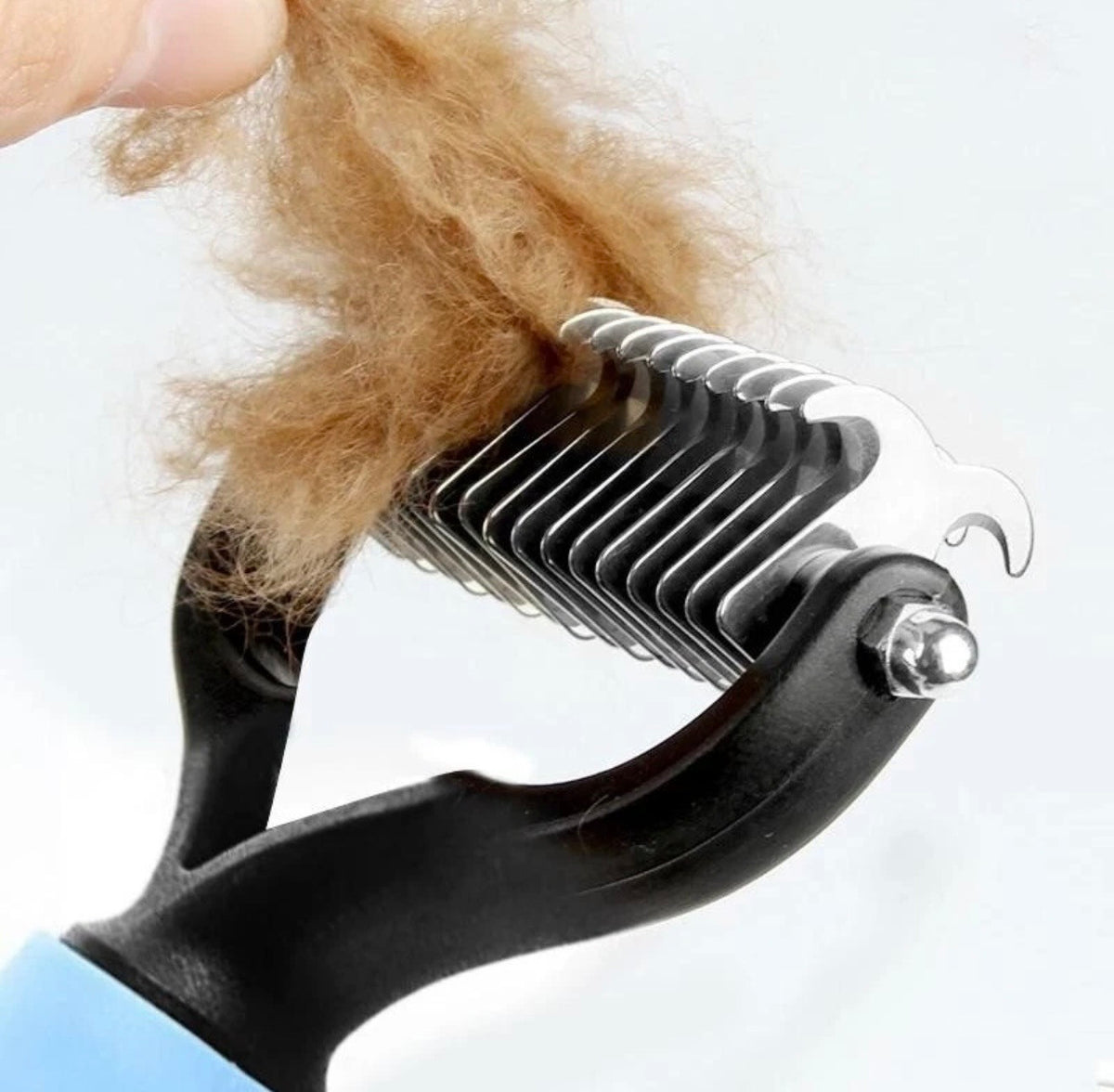 Pro Deshedding Brush for Cats & Dogs