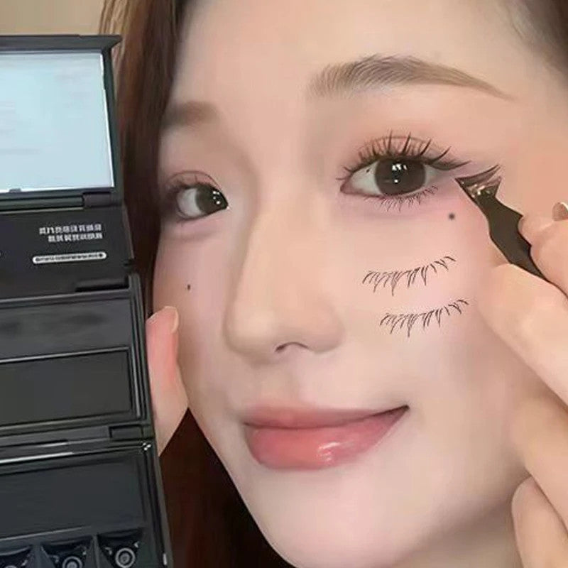 3-in-1 Lower Lash, Eyeliner & Beauty Mark Stamp Kit