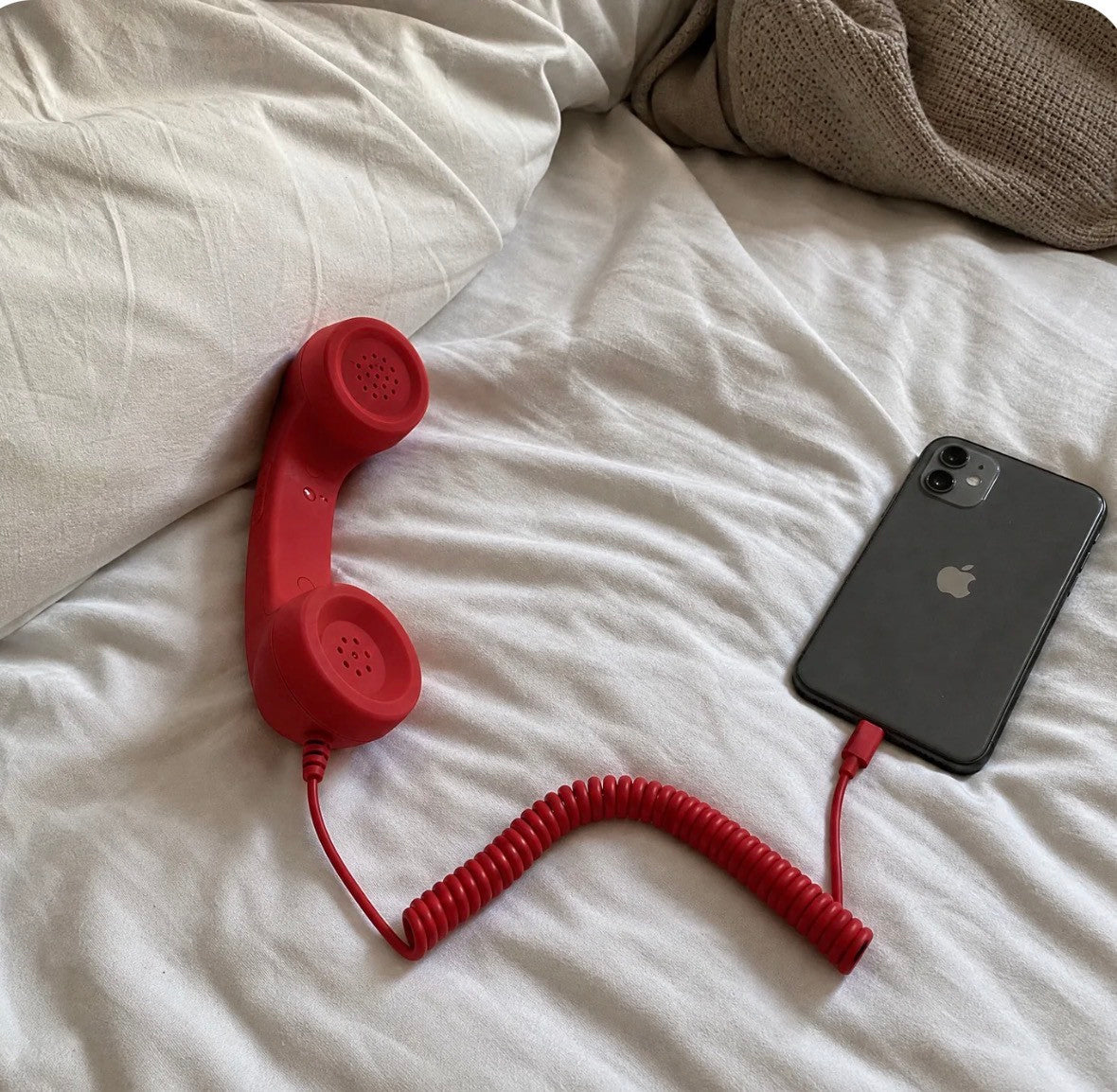 RetroStyle Smartphone Handset