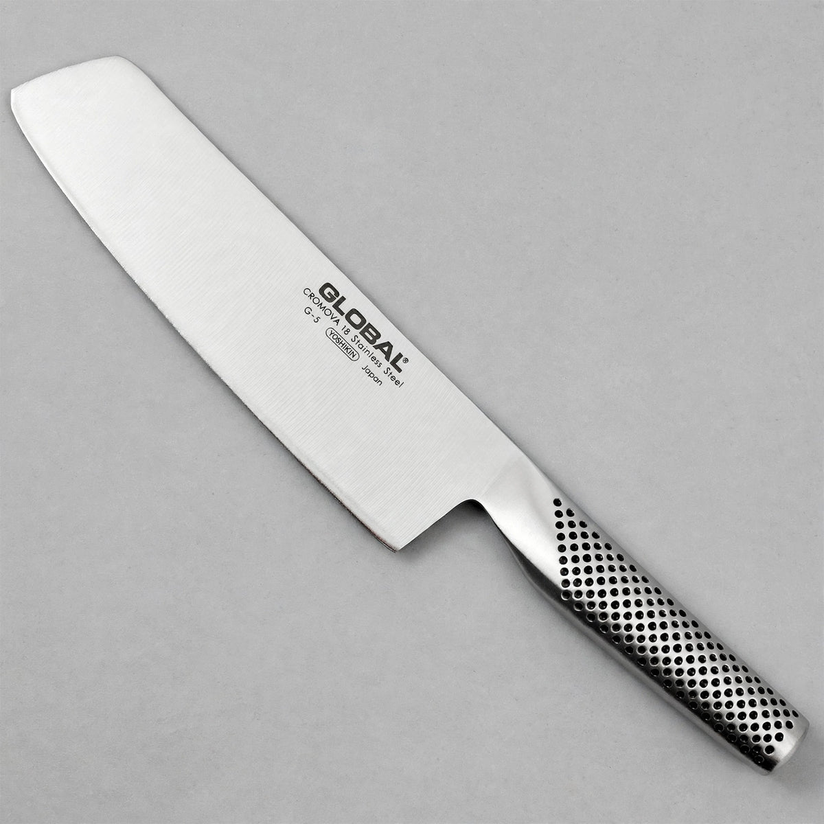 Global 7" Vegetable Knife G5 - studio