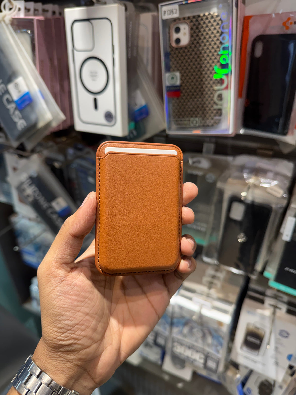 MagSafe Magnetic Wallet (Leather) - view 3