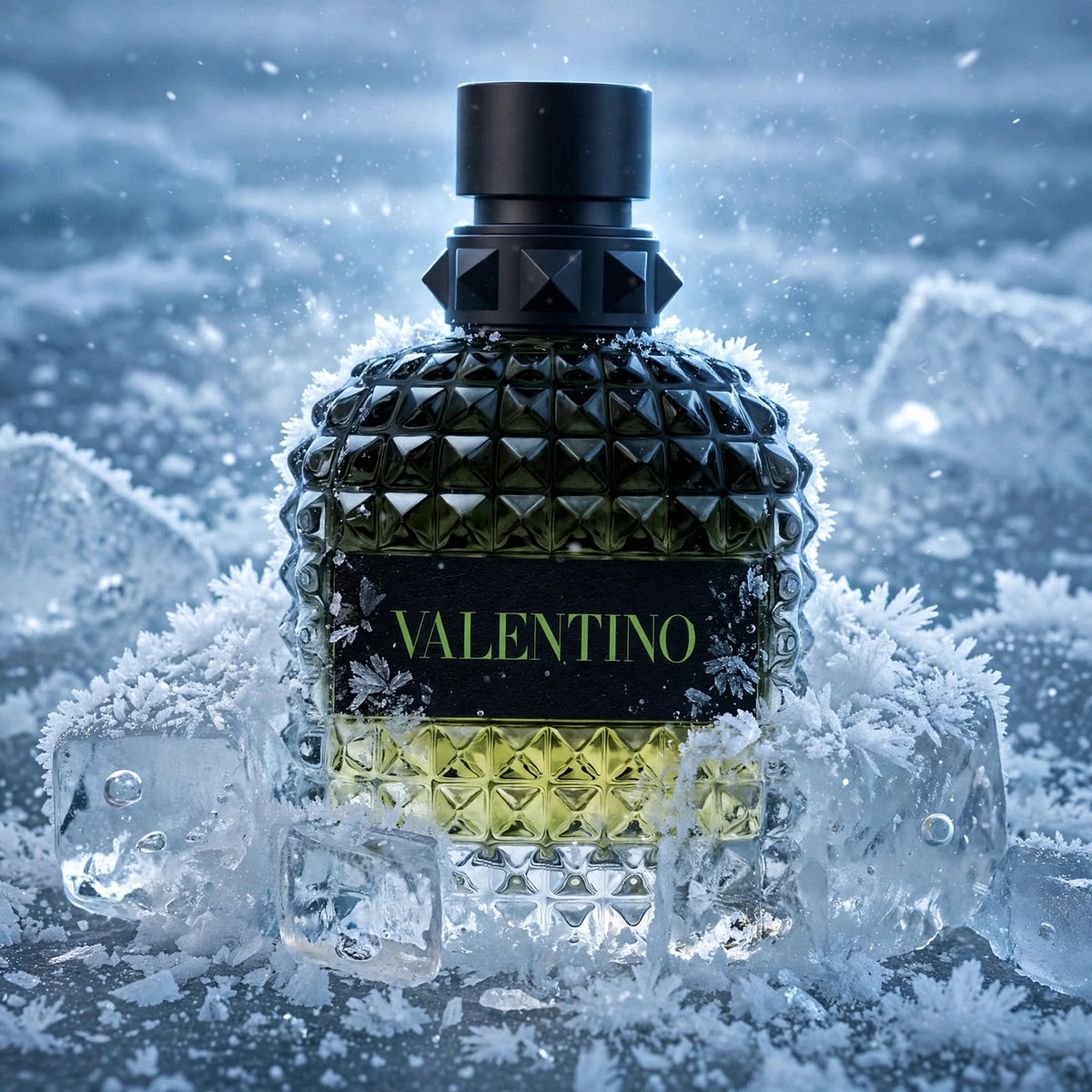 Valentino Uomo Born In Roma Green Stravaganza . EDT 3.4oz - lifestyle 10
