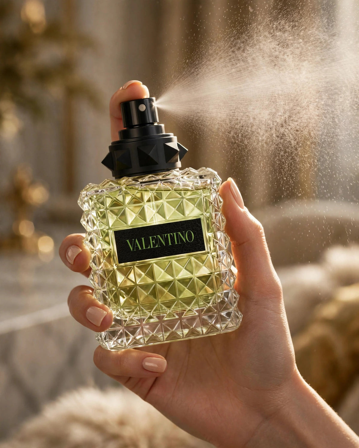 Valentino Donna Born In Roma Green Stravaganza EDP 100ml - lifestyle 4