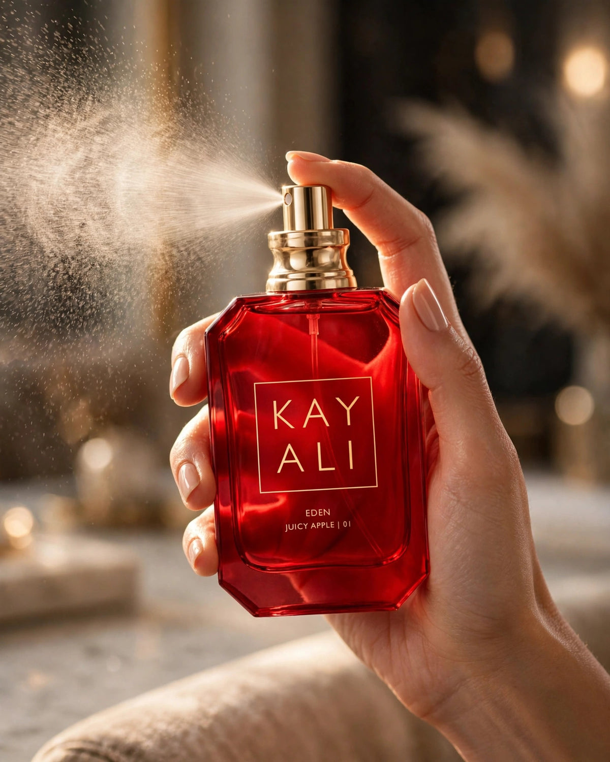 Kayali Eden Juicy Apple 01 EDP 100ml - lifestyle 4