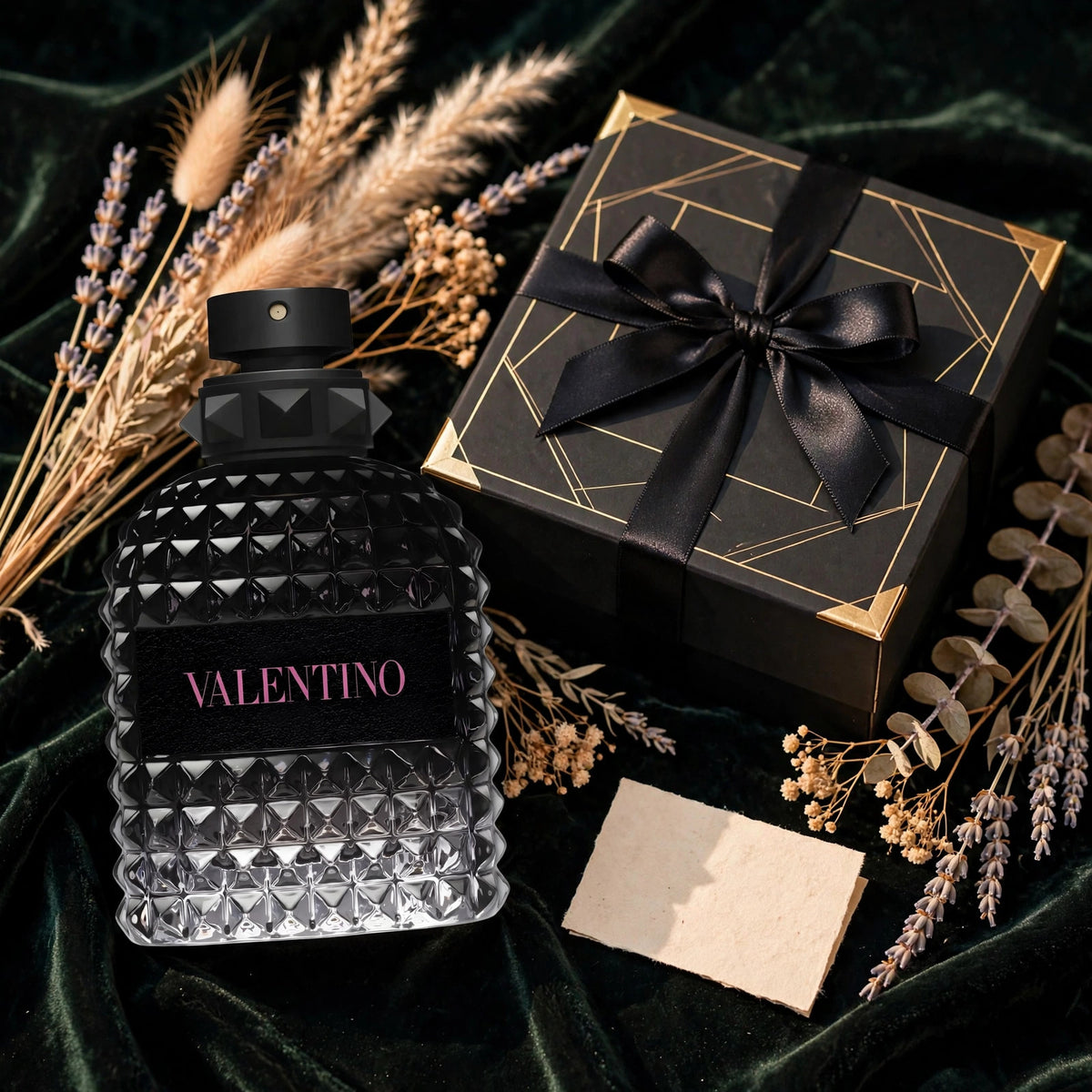 Valentino Uomo Born In Roma Rockstud Noir EDT - lifestyle 5