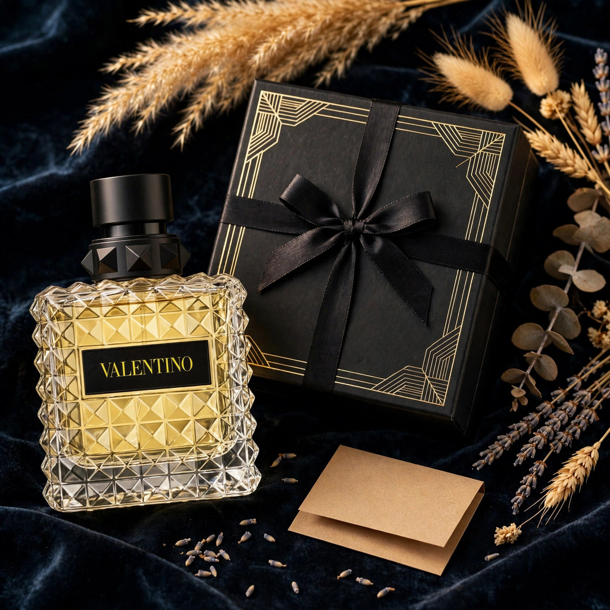 Donna Born In Roma Yellow Dream by Valentino EDP 3.4oz - lifestyle 5