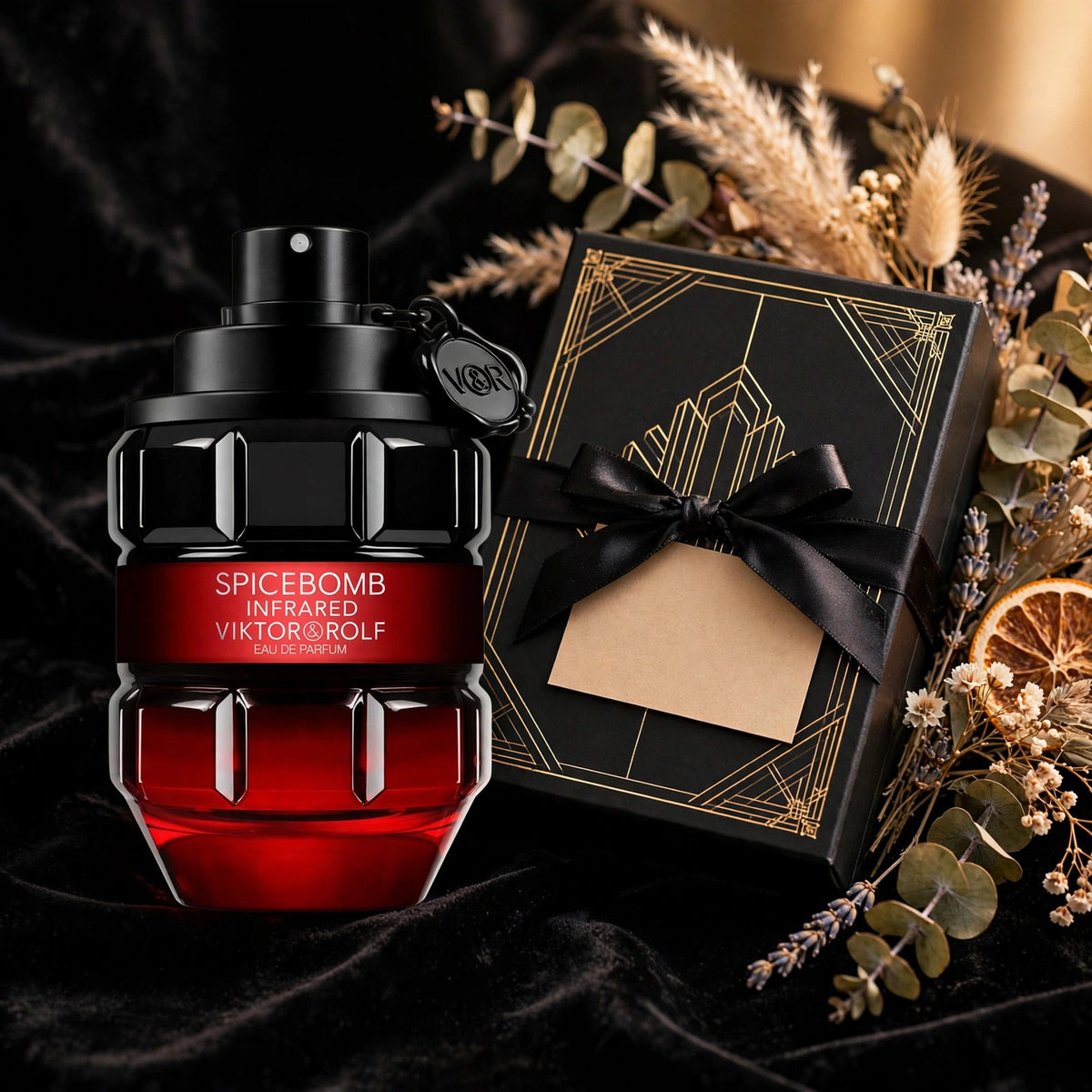 Viktor & Rolf Spicebomb Infrared EDP 90ml - lifestyle 5