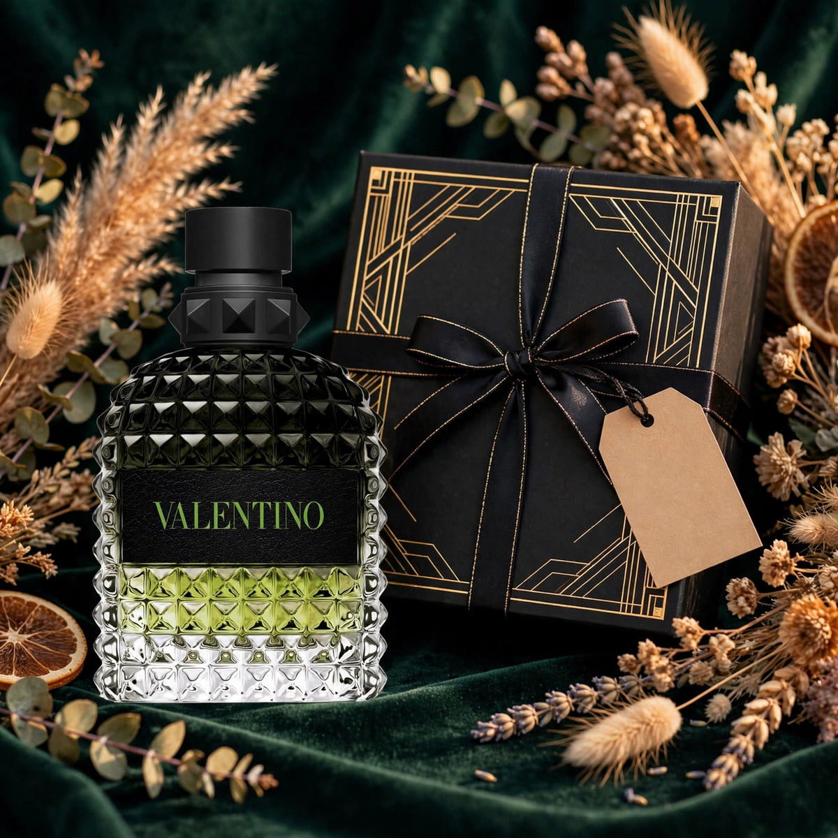 Valentino Uomo Born In Roma Green Stravaganza . EDT 3.4oz - lifestyle 5