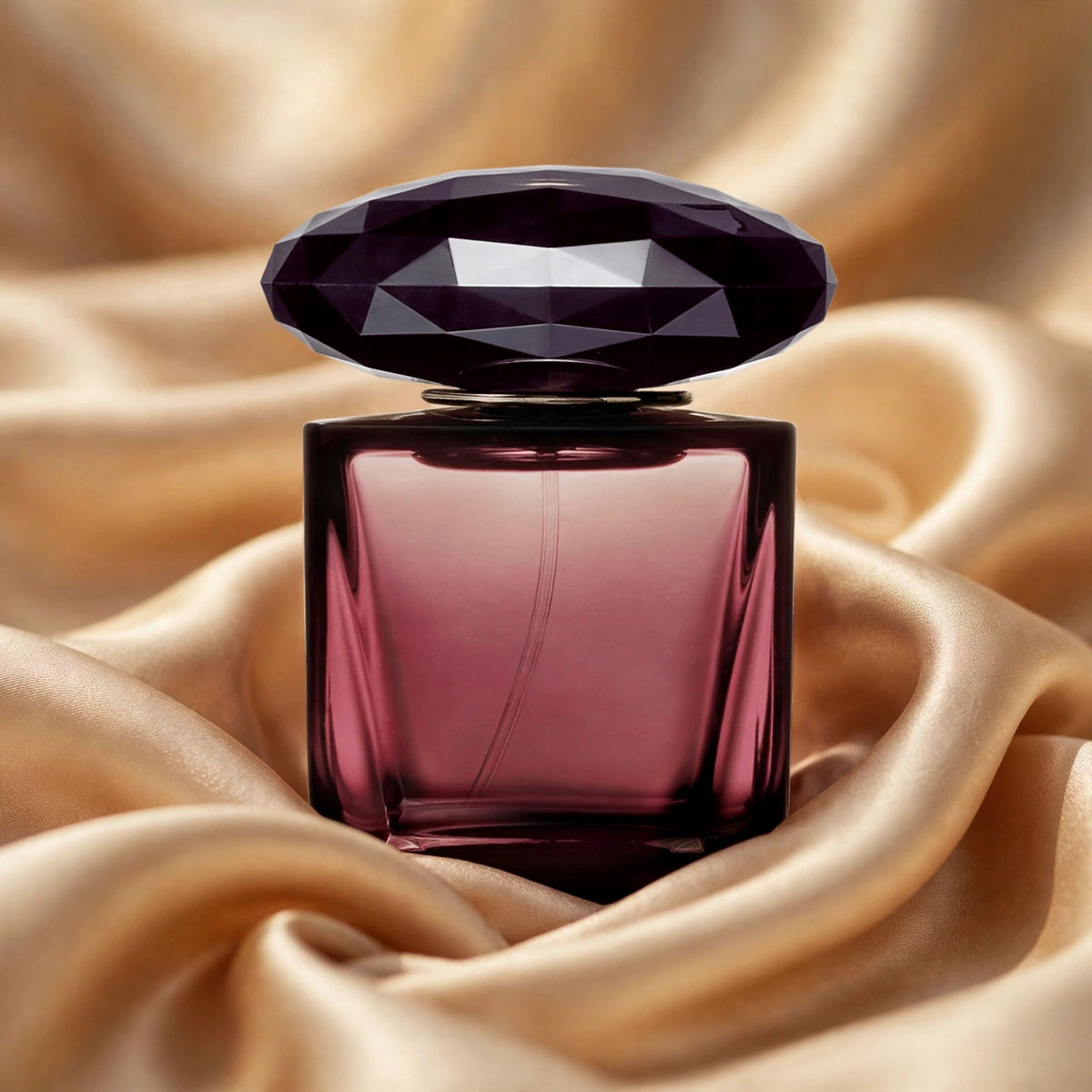 Gianni Versace Crystal Noir EDT 90ml - lifestyle 8