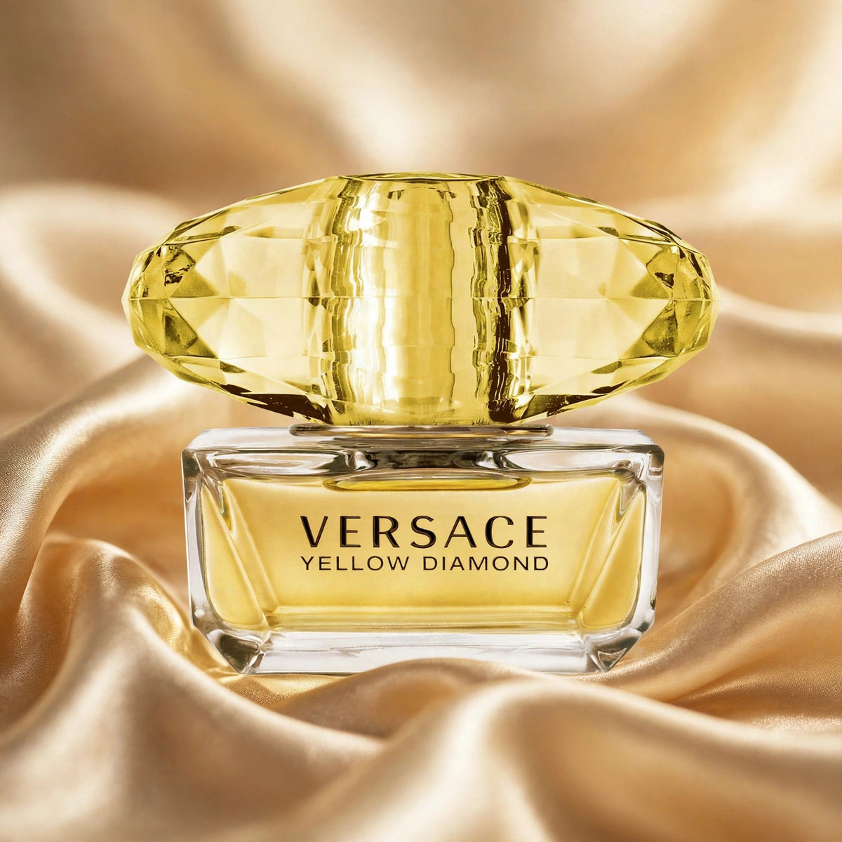 Gianni Versace Versace Yellow Diamond EDT 90ml - lifestyle 8