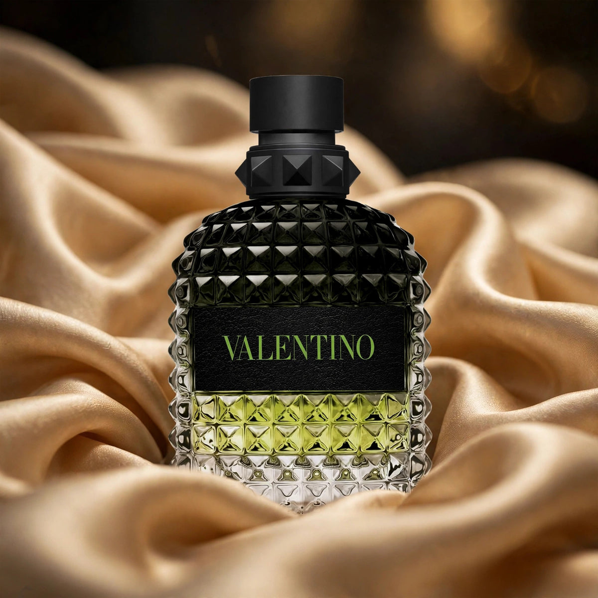 Valentino Uomo Born In Roma Green Stravaganza . EDT 3.4oz - lifestyle 8