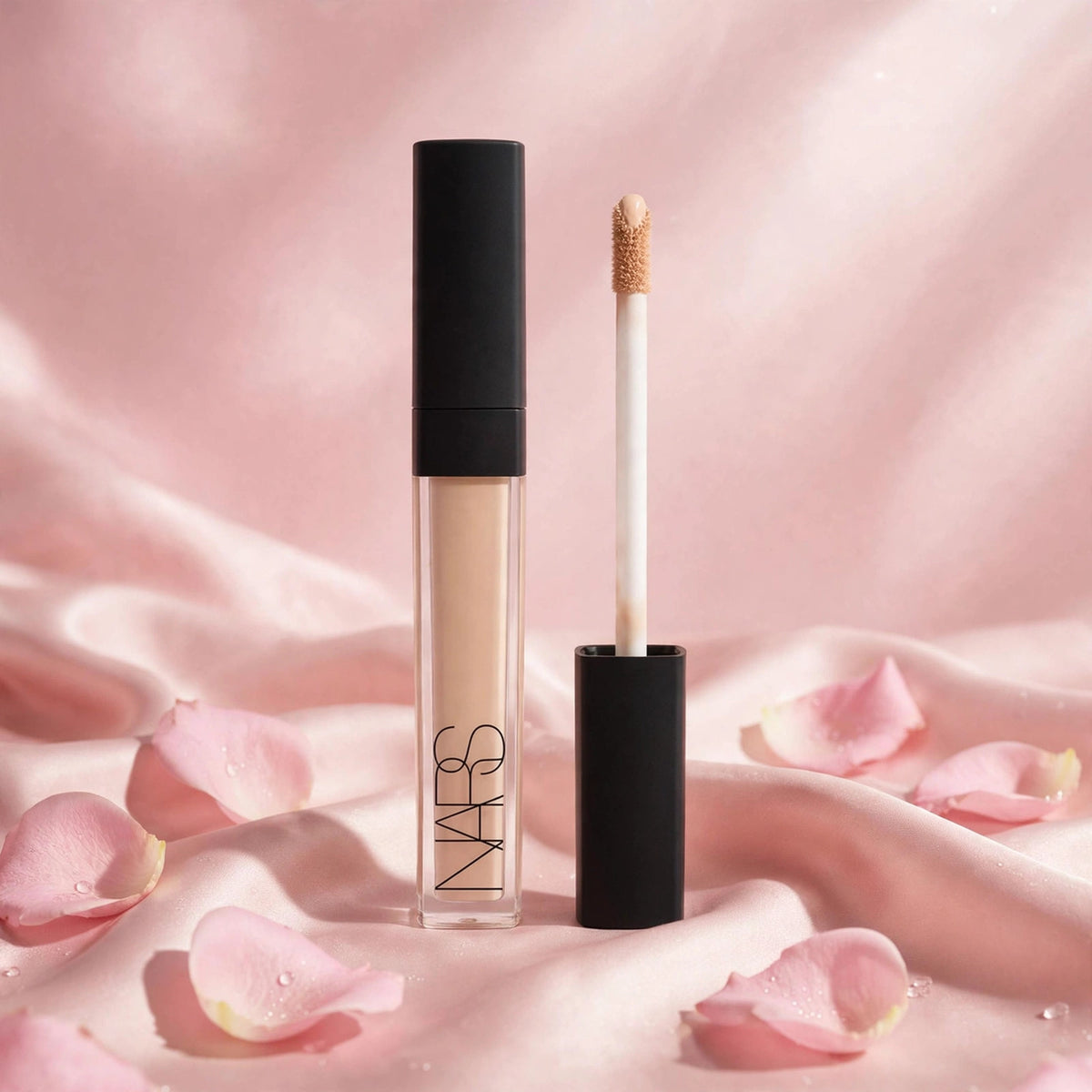NARS Radiant Creamy Concealer — Light
