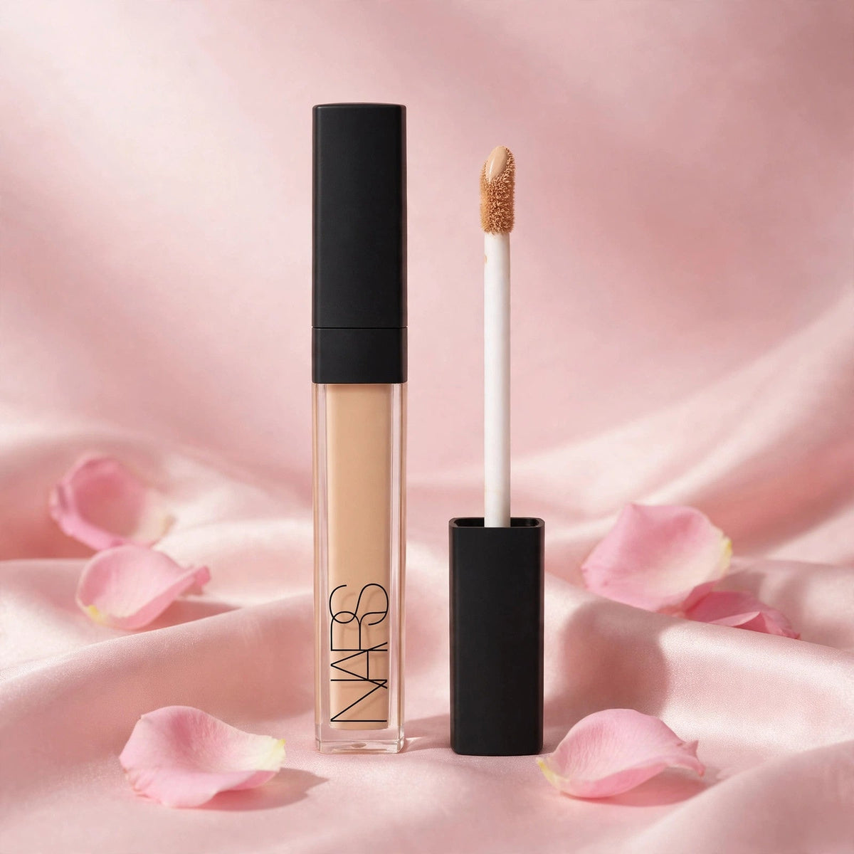 NARS Radiant Creamy Concealer Custard Medium 1
